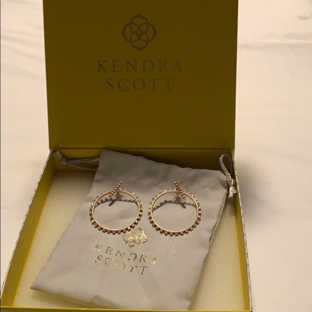 Kendra Scott Charlie Grace Rose Gold earrings